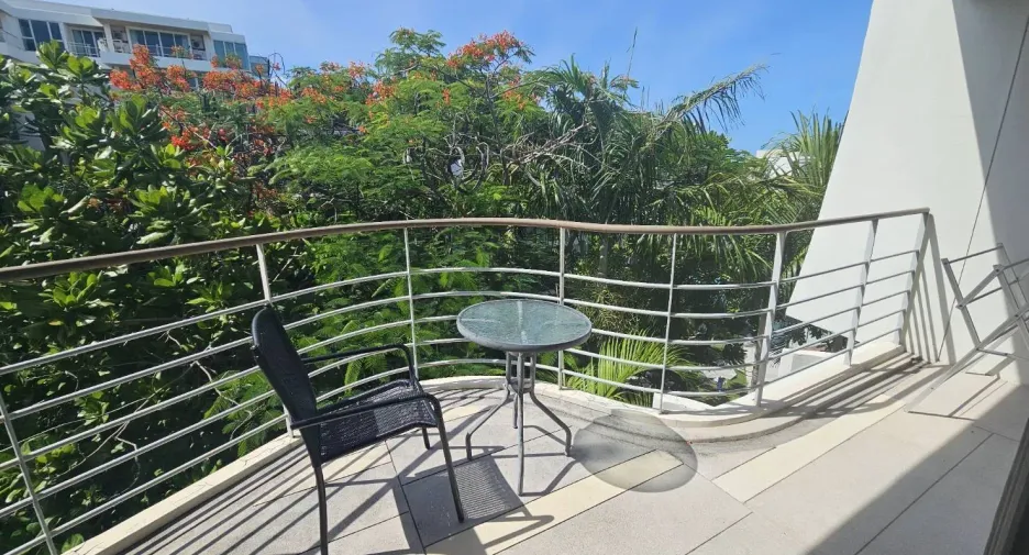 For sale 2 bedrooms condo in Cha Am, Phetchaburi