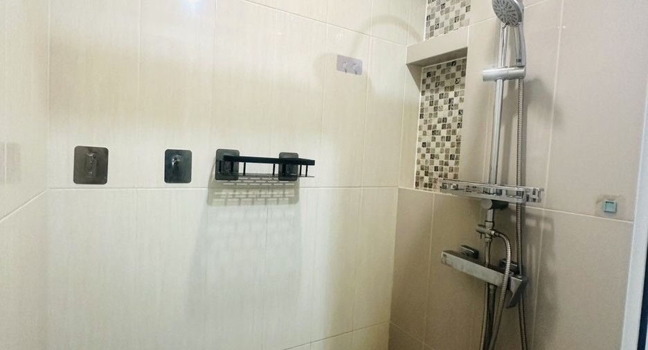 For rent 1 bed condo in Huai Khwang, Bangkok