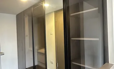 À vendre 2 chambres condo à Khan Na Yao, Bangkok