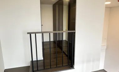 À vendre 2 chambres condo à Khan Na Yao, Bangkok