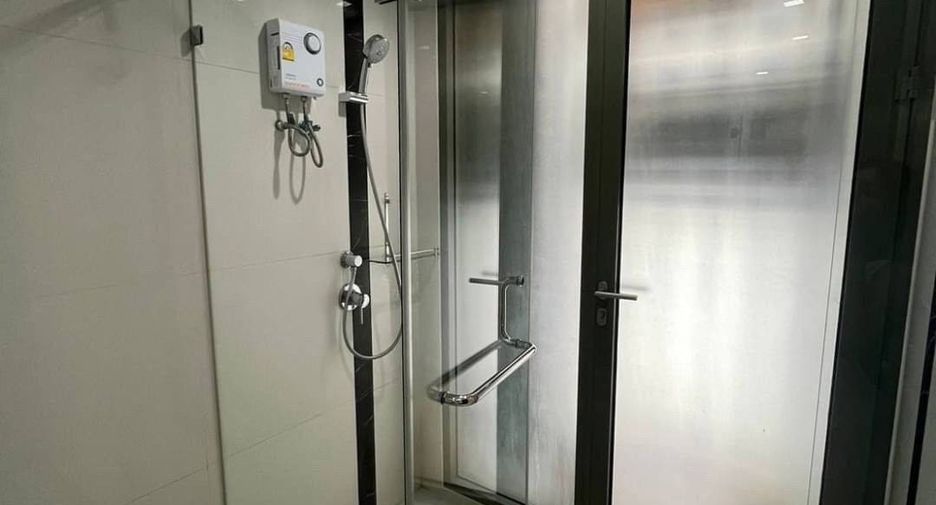 出售 1 卧室 公寓 在 Pathum Wan, 曼谷