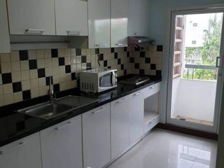 À vendre 1 chambre condo à Din Daeng, Bangkok