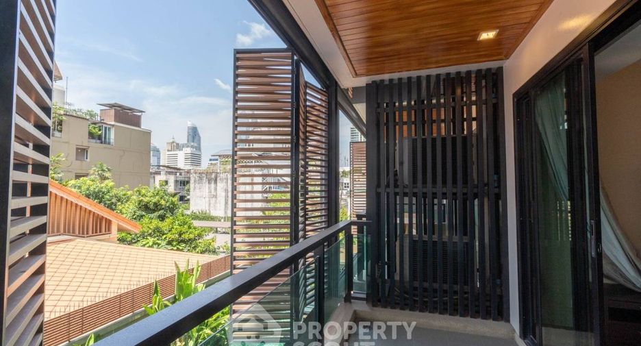 À louer 3 chambres appartement à Watthana, Bangkok