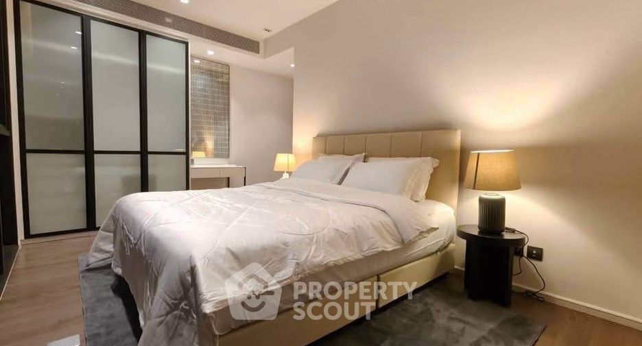 For rent 2 bedrooms condo in Khlong Toei, Bangkok