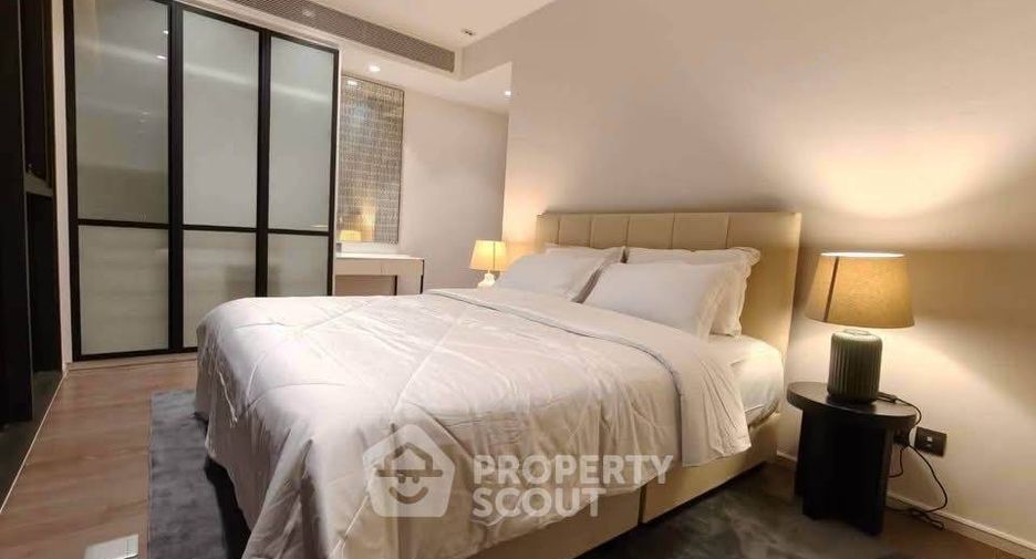 For rent 2 bedrooms condo in Khlong Toei, Bangkok
