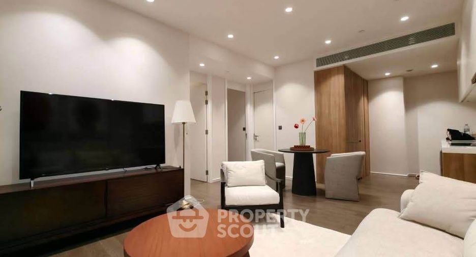 For rent 2 bedrooms condo in Khlong Toei, Bangkok