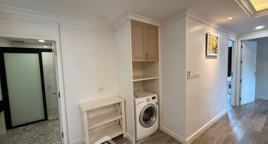 Wohnung zur Miete mit 2 Zimmer in Phra Khanong, Bangkok