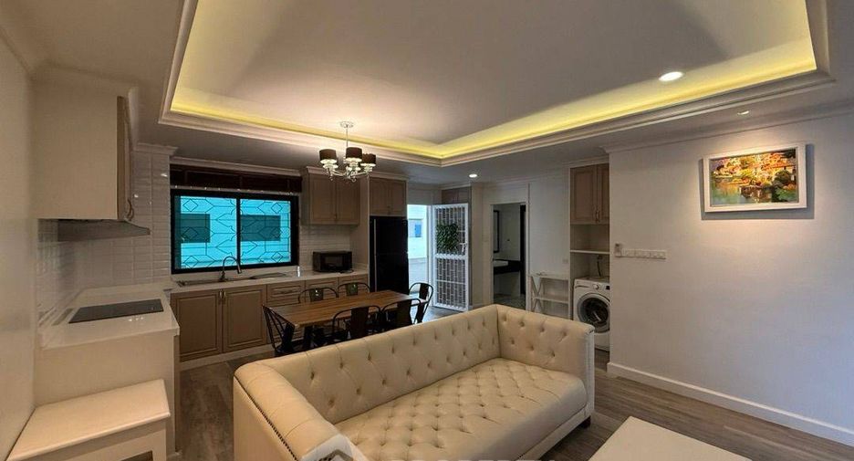 Wohnung zur Miete mit 2 Zimmer in Phra Khanong, Bangkok