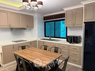 Wohnung zur Miete mit 2 Zimmer in Phra Khanong, Bangkok