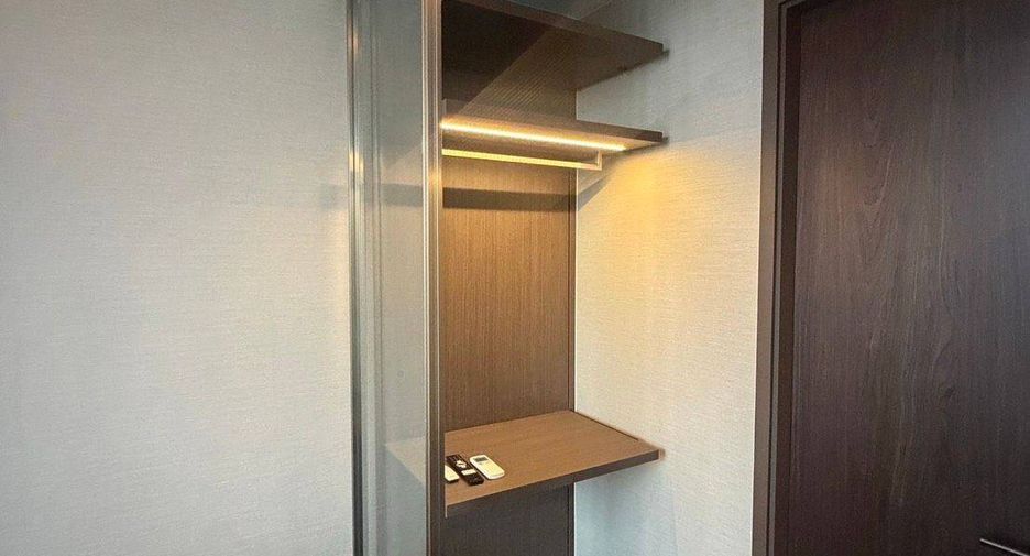 Condo en alquiler de 1 habitaciones en Khlong Toei, Bangkok