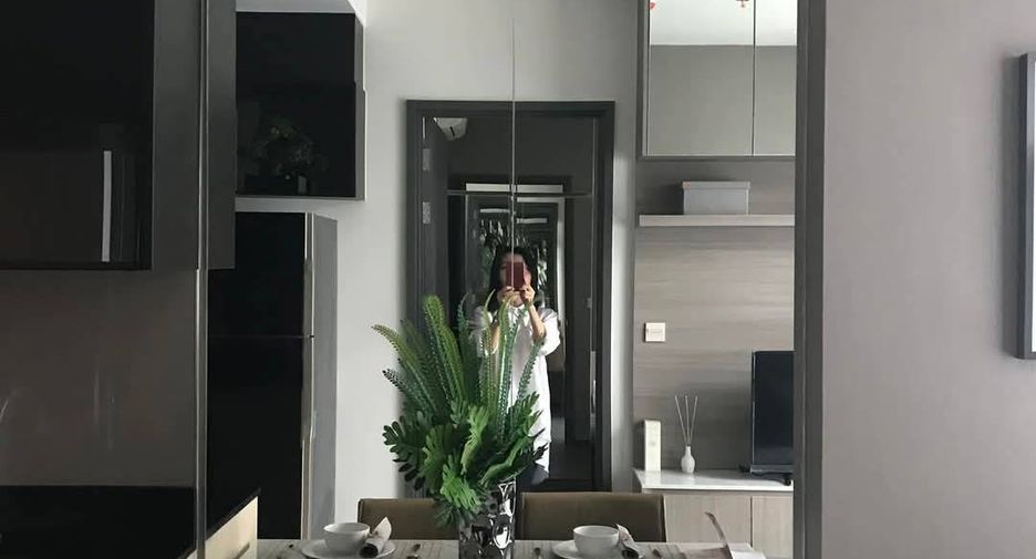 For rent 1 bed condo in Khlong Toei, Bangkok