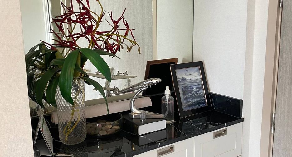 For rent 1 bed condo in Khlong Toei, Bangkok