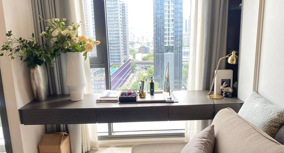 For rent 1 bed condo in Khlong Toei, Bangkok