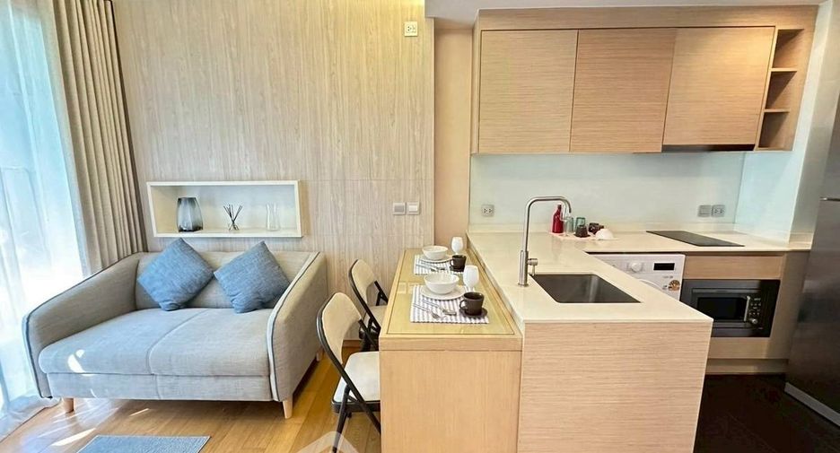 Condo en alquiler de 1 habitaciones en Watthana, Bangkok