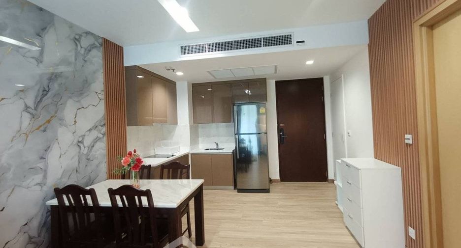 For rent 1 bed condo in Khlong Toei, Bangkok
