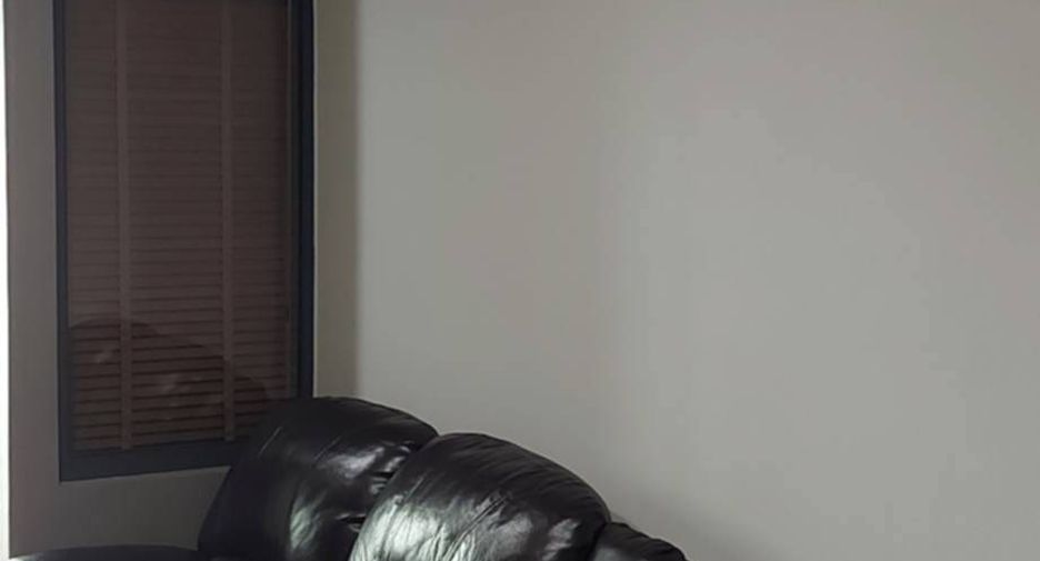 For rent 1 bed condo in Phra Khanong, Bangkok