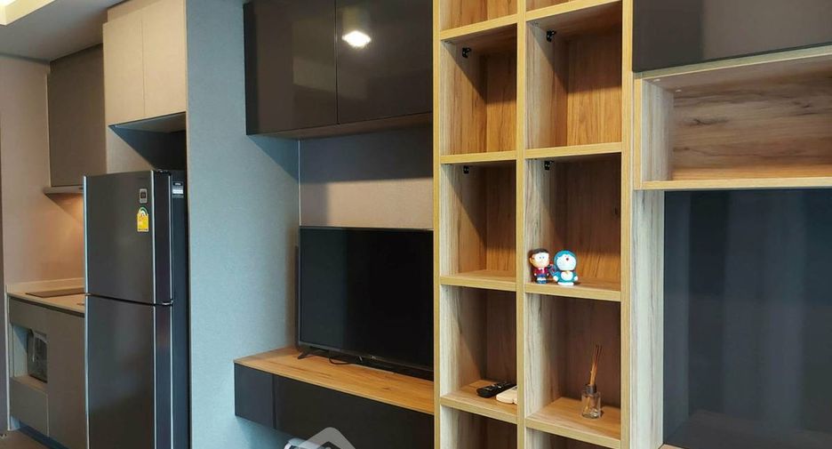 For rent 1 bed condo in Phra Khanong, Bangkok