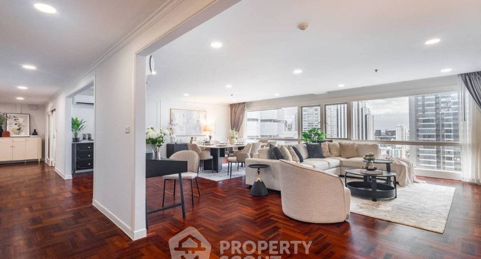 For rent 3 bedrooms condo in Watthana, Bangkok