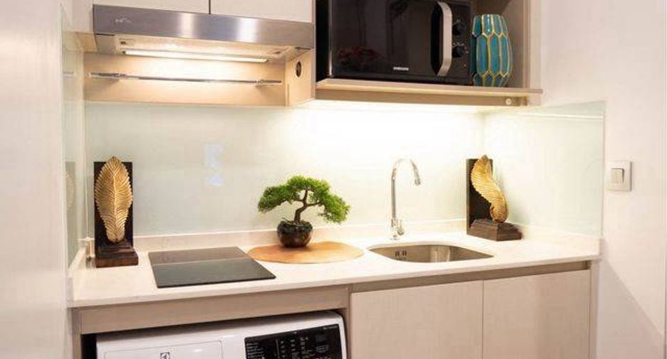 Condo en alquiler de 1 habitaciones en Sathon, Bangkok