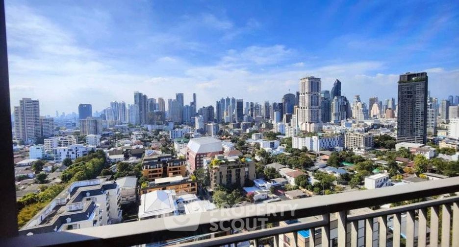 For rent 1 bed condo in Khlong Toei, Bangkok