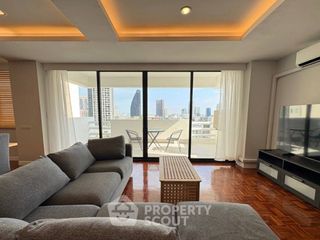 Apartment zur Miete mit 3 Zimmer in Khlong Toei, Bangkok