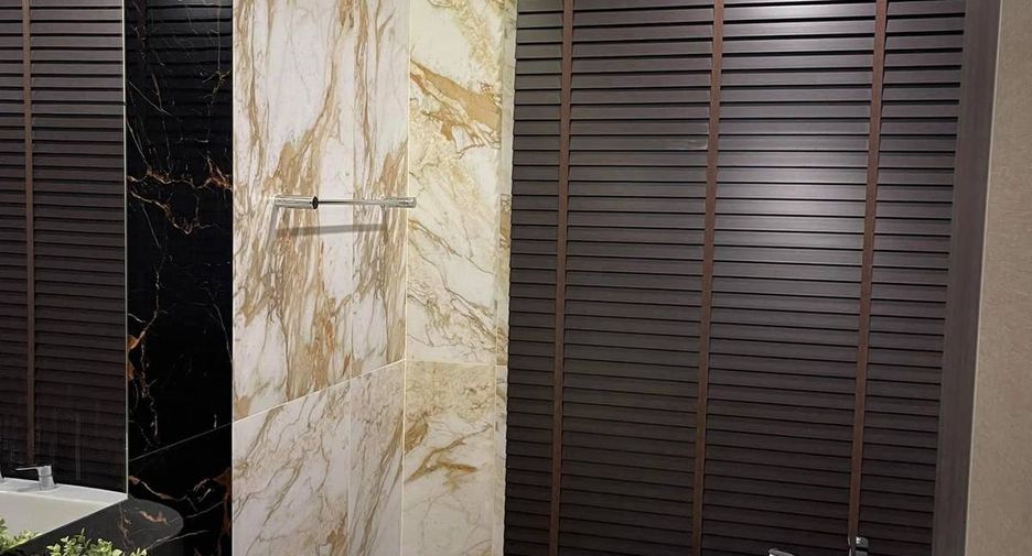 For rent 3 bedrooms townhouse in Chatuchak, Bangkok