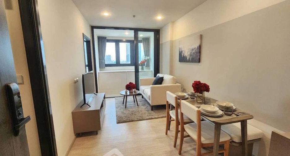 À louer 1 chambre condo à Huai Khwang, Bangkok