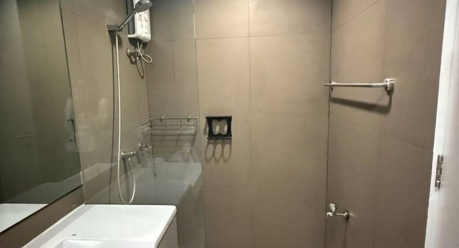 Wohnung zur Miete mit 2 Zimmer in Watthana, Bangkok