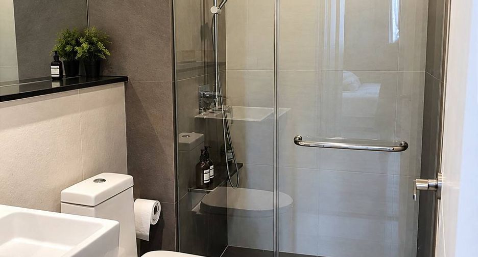 Wohnung zur Miete mit 2 Zimmer in Watthana, Bangkok