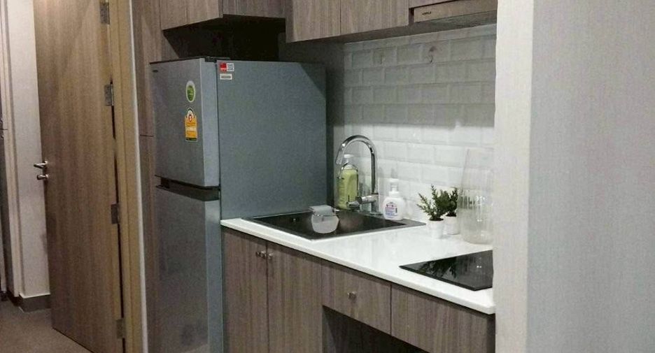 For rent 1 bed condo in Pathum Wan, Bangkok