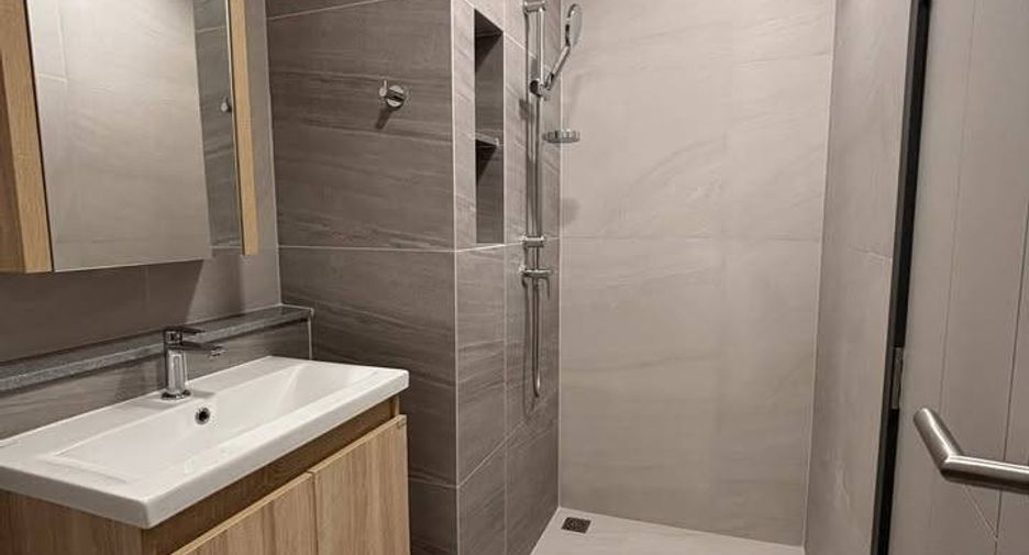 For rent 1 Beds condo in Huai Khwang, Bangkok