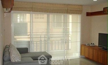 For rent 2 bedrooms condo in Sathon, Bangkok