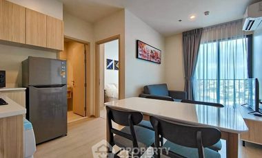 Condo en alquiler de 2 habitaciones en Huai Khwang, Bangkok