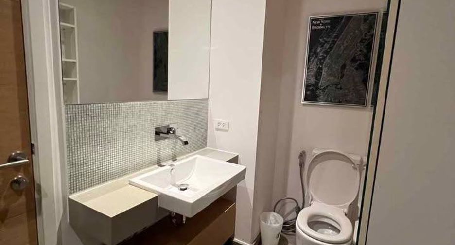 For rent 1 bed condo in Khlong Toei, Bangkok