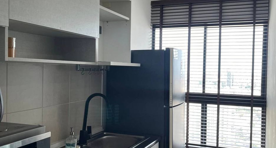 For rent 2 bedrooms condo in Thon Buri, Bangkok