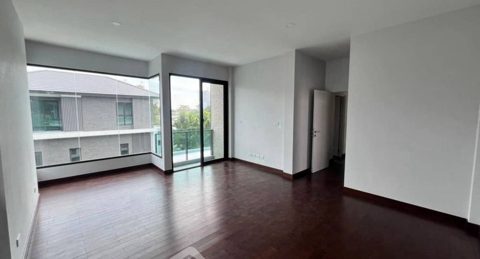 For rent 4 ベッドルーム house in Wang Thonglang, Bangkok