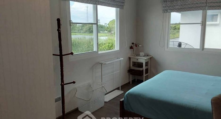 For rent 3 bedrooms house in Lat Krabang, Bangkok