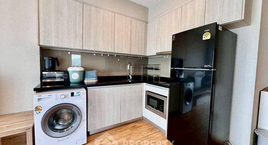 For rent 2 bedrooms condo in Si Racha, Chonburi