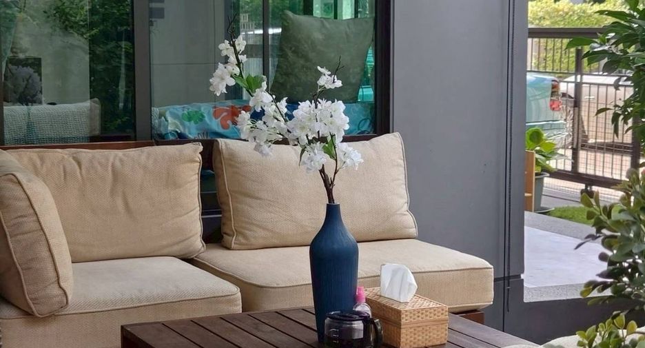 出租 4 卧室 独立屋 在 Bangkok Noi, 曼谷