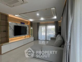 For rent 3 ベッドルーム house in Khlong Sam Wa, Bangkok