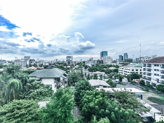 For sale 2 ベッドルーム condo in Phaya Thai, Bangkok