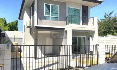 For rent 3 bedrooms house in Thung Khru, Bangkok