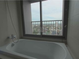 À louer 1 chambre condo à Khlong Toei, Bangkok