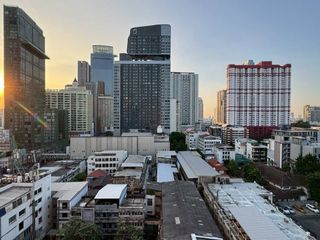 Wohnung zur Miete mit Studio in Pathum Wan, Bangkok