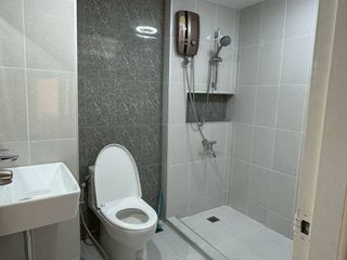 Wohnung zur Miete mit Studio in Pathum Wan, Bangkok
