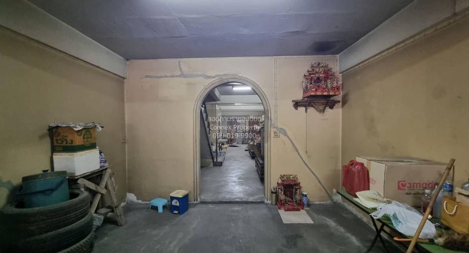 出售 6 卧室 商业空间 在 Phasi Charoen, 曼谷