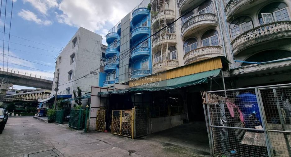 出售 6 卧室 商业空间 在 Phasi Charoen, 曼谷