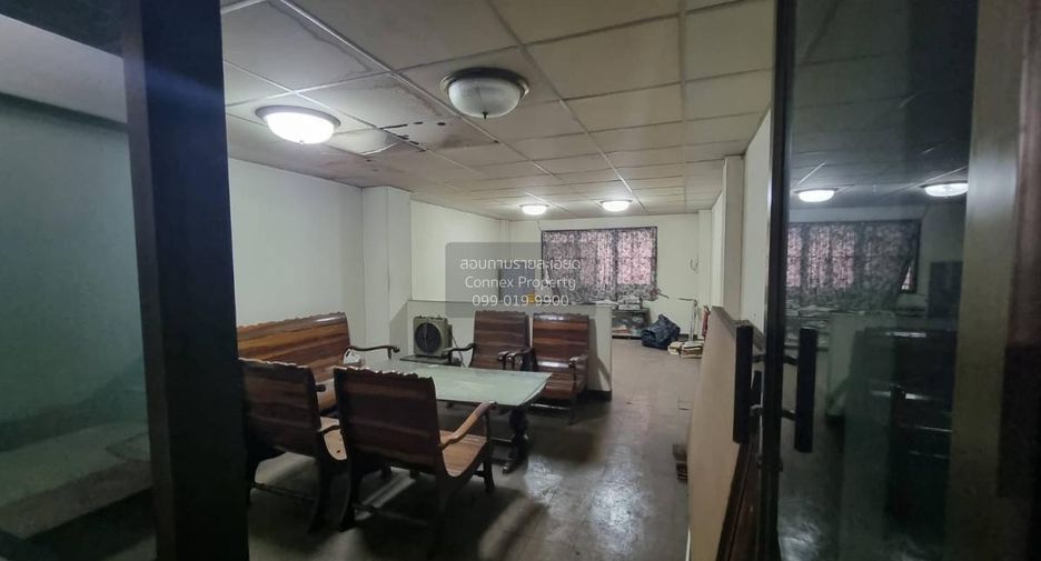 出售 6 卧室 商业空间 在 Phasi Charoen, 曼谷