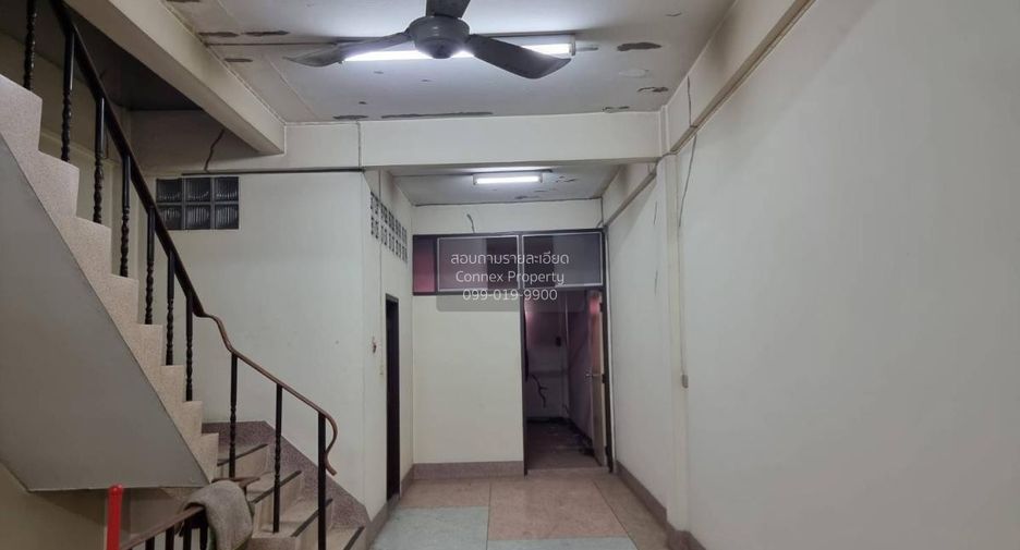 出售 6 卧室 商业空间 在 Phasi Charoen, 曼谷