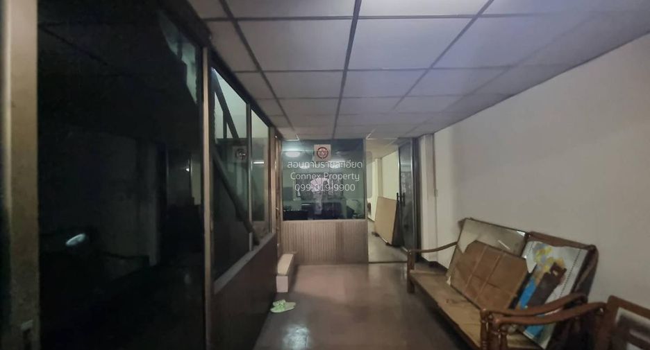 出售 6 卧室 商业空间 在 Phasi Charoen, 曼谷